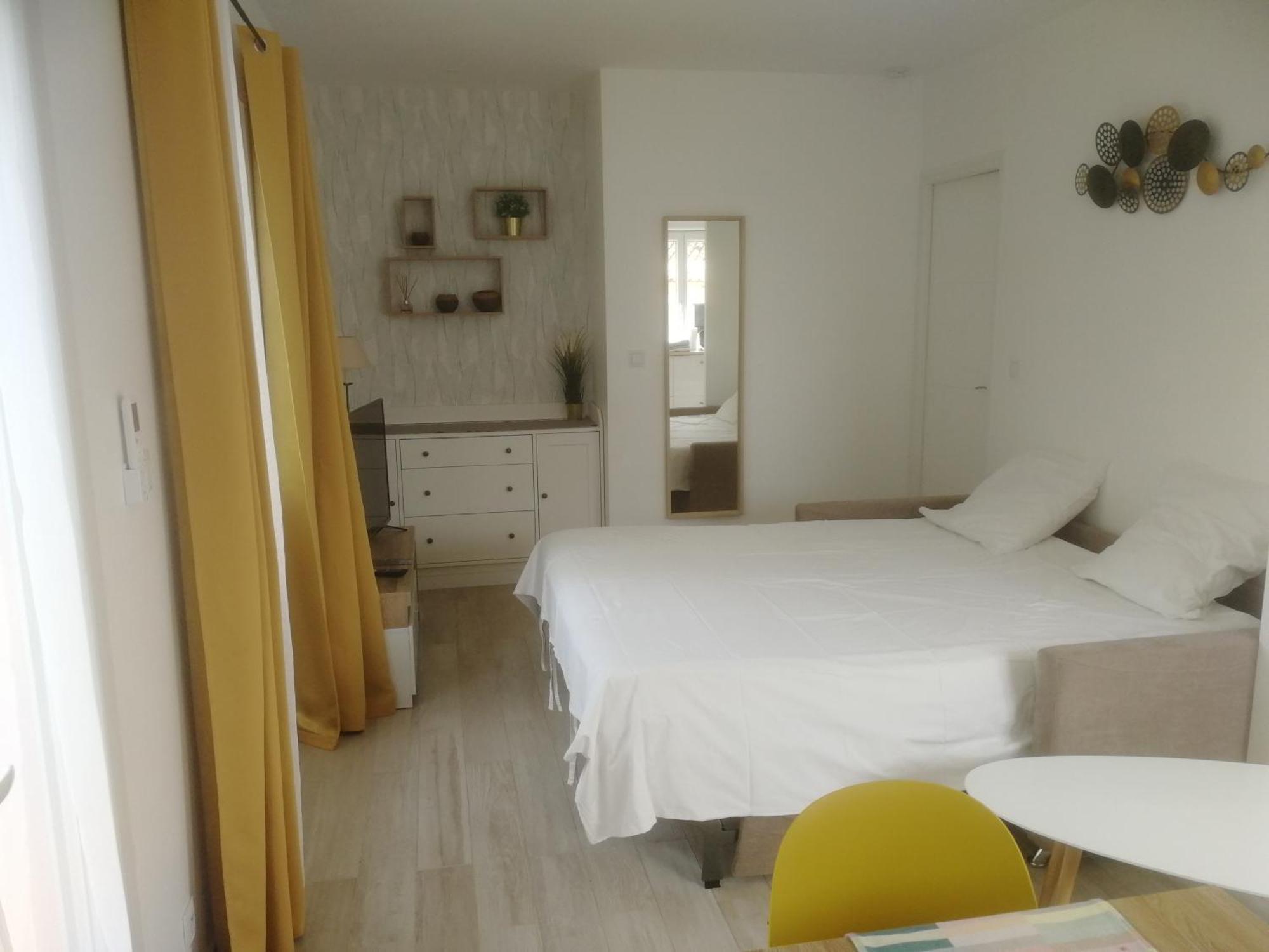 Apartament Le Beau Site By Beds83 Fréjus Zewnętrze zdjęcie